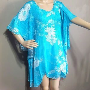 Jerry T NY aqua polyester, eyelet edges, butterfly sleeves tunic, sz 1X